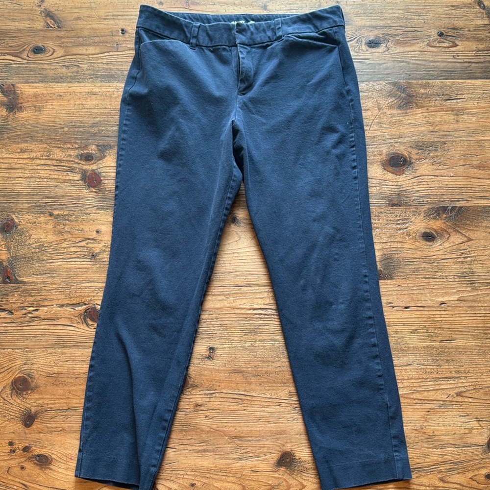 Women’s Old Navy Pixie pants/ size 10